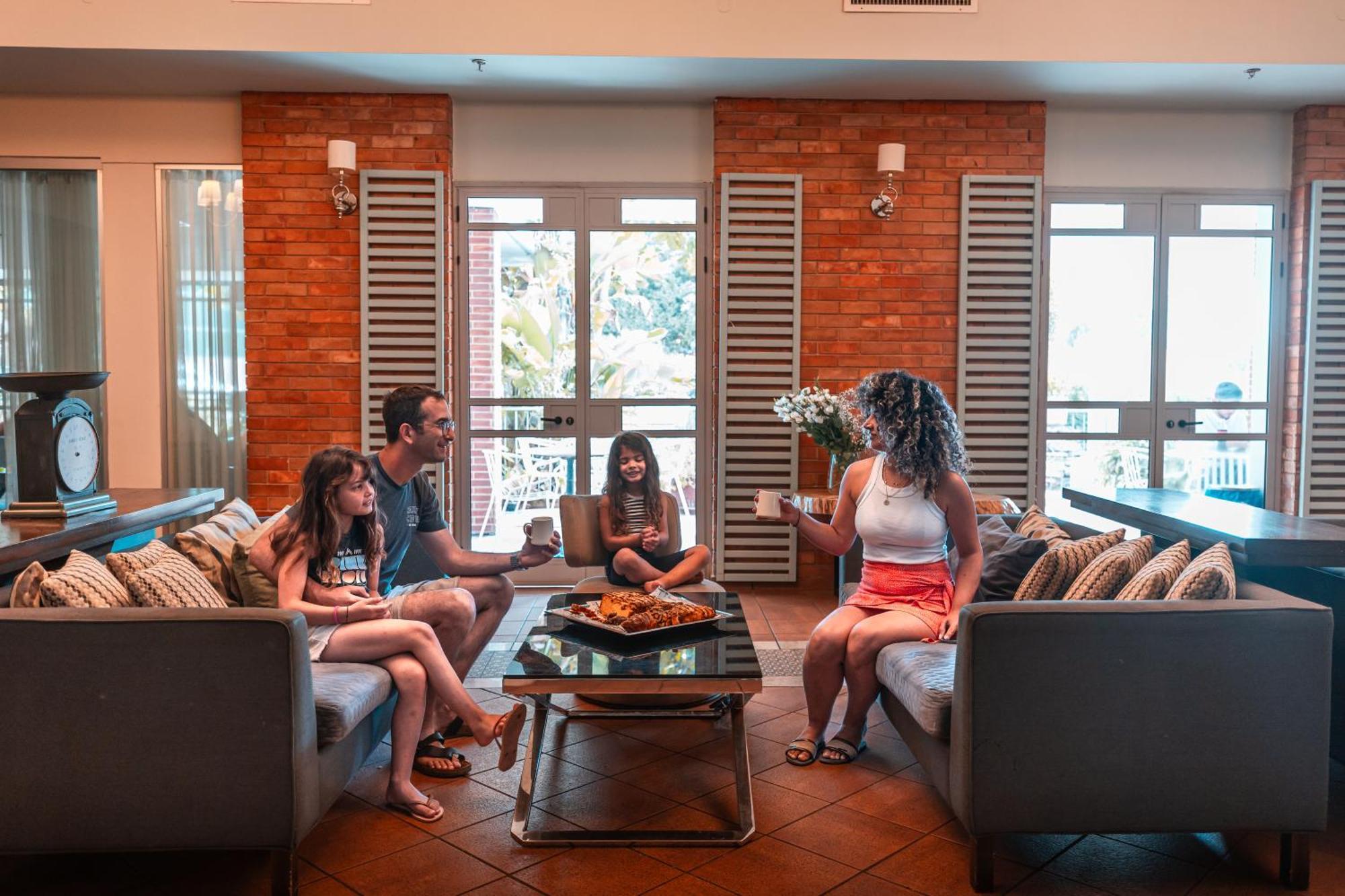 Eden Inn Zikhron Ya‘akov Luaran gambar