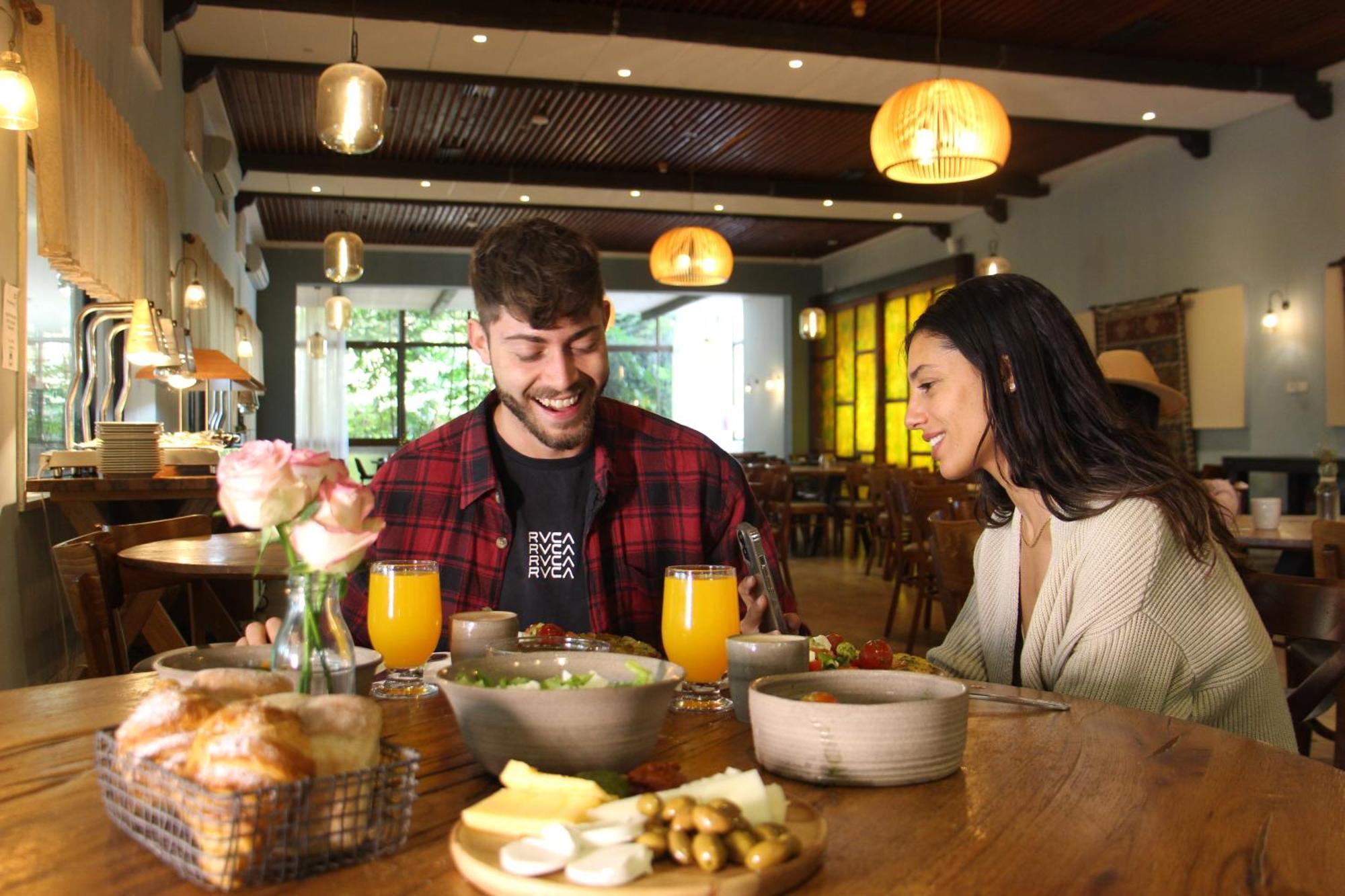 Eden Inn Zikhron Ya‘akov Luaran gambar